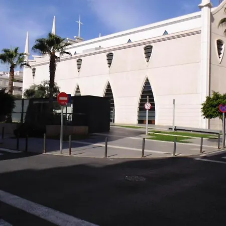 Moriones A. A150 M Del Mar En Centro De Ciudad * Torrevieja