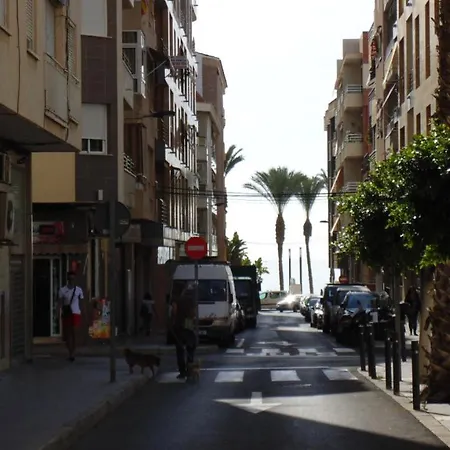 Moriones A. A150 M Del Mar En Centro De Ciudad *