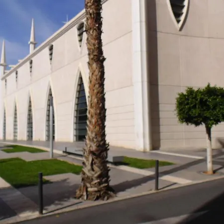 Moriones A. A150 M Del Mar En Centro De Ciudad Torrevieja