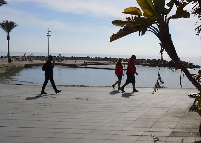 Moriones A. A150 M Del Mar En Centro De Ciudad *