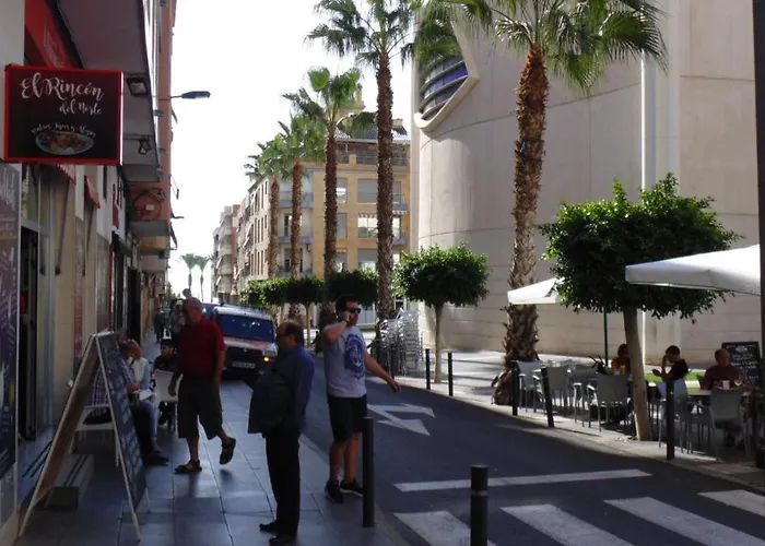 Moriones A. A150 M Del Mar En Centro De Ciudad