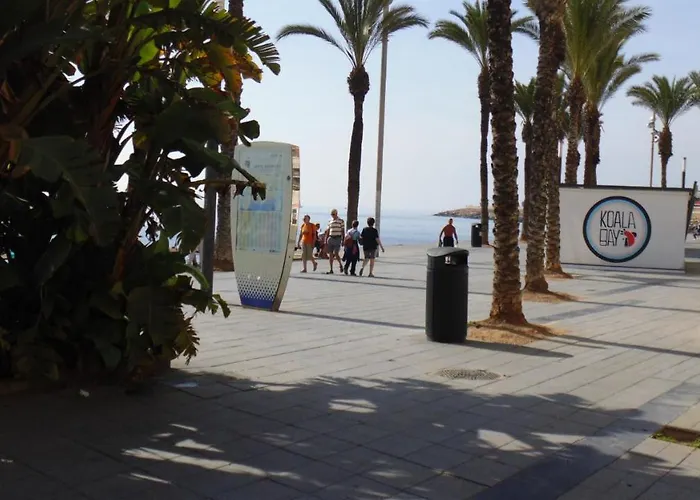 Moriones A. A150 M Del Mar En Centro De Ciudad