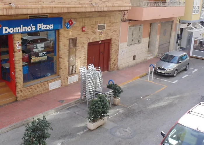 Moriones A. A150 M Del Mar En Centro De Ciudad * Torrevieja